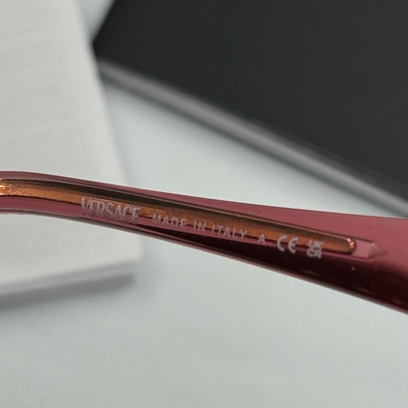 🔥Current Season! NIB Versace Aviator Sunnies! - Picture 7 of 16